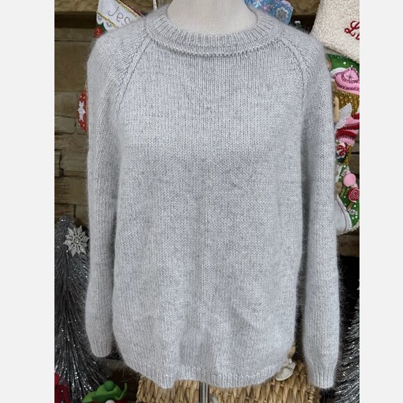 Handmade Women's Hand Knitted Gray Mink Wool Blend Sweater Pullover Size L-XL-1X - Picture 1 of 8